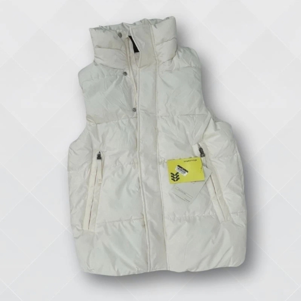 All in Motion Women’s Long Puffer Vest • Off White - Picture 1 of 6